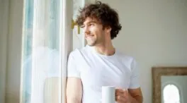 Ryan Holiday, filósofo estoico, sobre el hábito imprescindible si quieres ser feliz: «Establece una rutina matutina sólida»