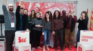 Sumar salva los muebles en Aragón pero en IU culpan a Yolanda Díaz del pinchazo general