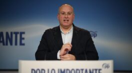 Tellado liderará la negociación con Vox de los pactos en Extremadura y Aragón