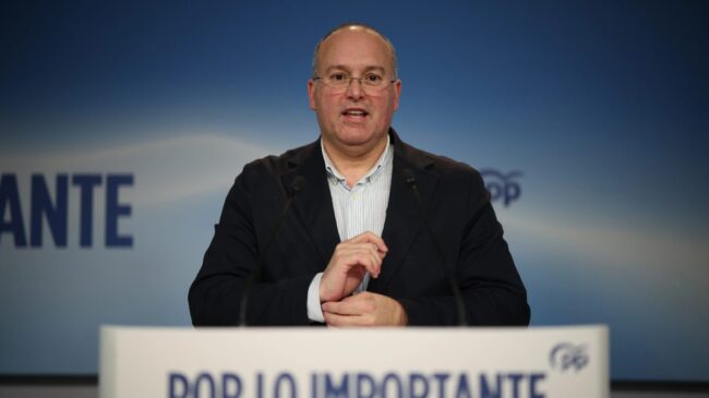 Tellado carga contra Vox por su 'no' a Guardiola: «Abascal bloqueará también Castilla y León»