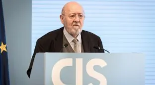 El PP anuncia una querella contra Tezanos por un posible delito electoral