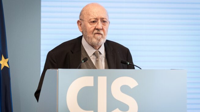 Aumenta un 141% en cinco años el personal externalizado para hacer encuestas del CIS