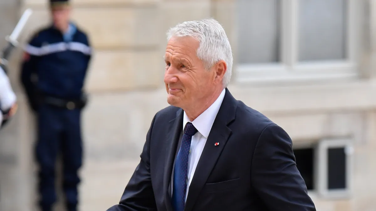 La policía noruega registra la casa del ex primer ministro Jagland por sus vínculos con Epstein