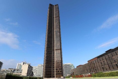 Evacúan la Torre Montparnasse y el Sciences Po de París tras amenazas de bomba