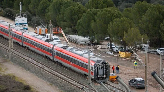 Técnicos de ADIF apuntan a que la causa de Adamuz estuvo en el carril y no en la soldadura