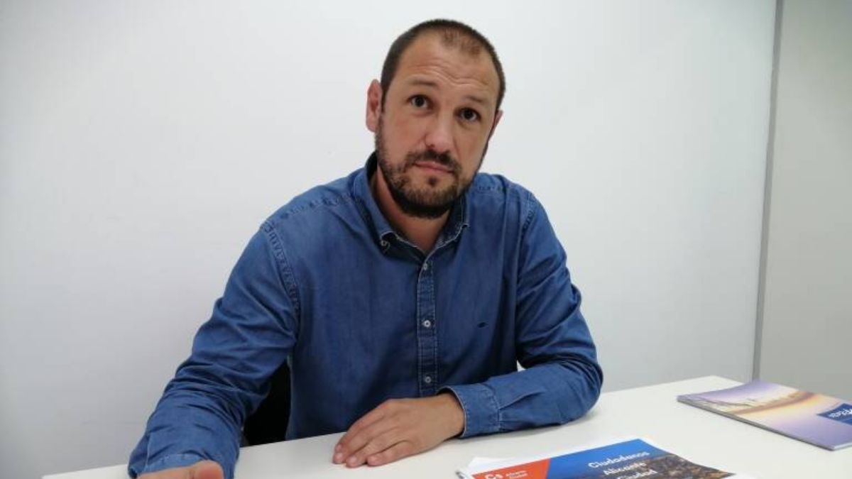 Tercera dimisión por la polémica adjudicación de viviendas de protección oficial en Alicante