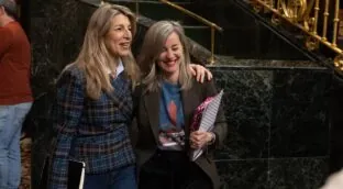 Yolanda Díaz negocia ya su futuro: Galicia, el Congreso y un 'premio' pactado con el PSOE