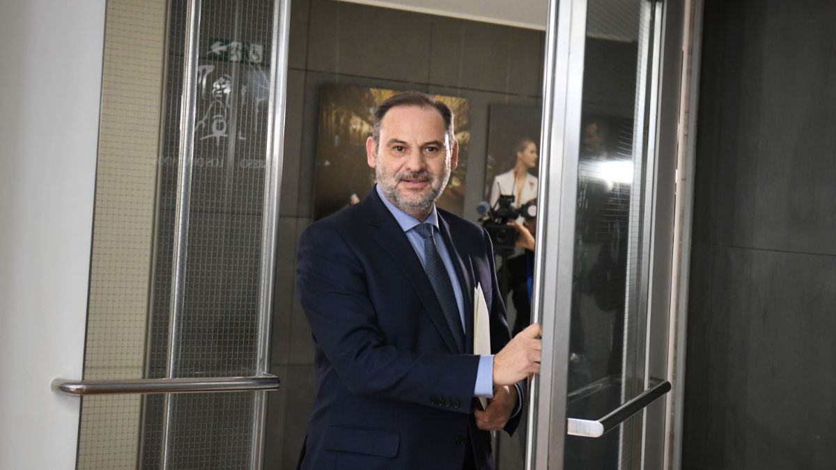 Ábalos estudia acciones legales contra el Supremo por el filtrado de sus datos médicos