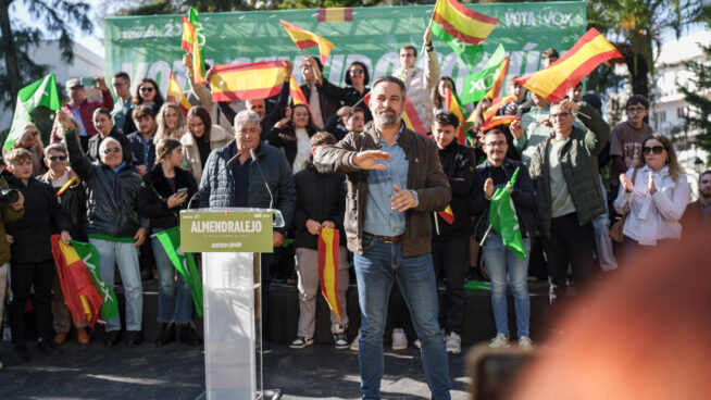 Vox es ya la segunda fuerza por delante del PSOE en Almería, Málaga, Murcia y Alicante