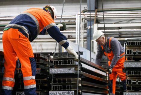 Los accidentes laborales dejaron 735 muertes en 2025, 61 menos que en 2024