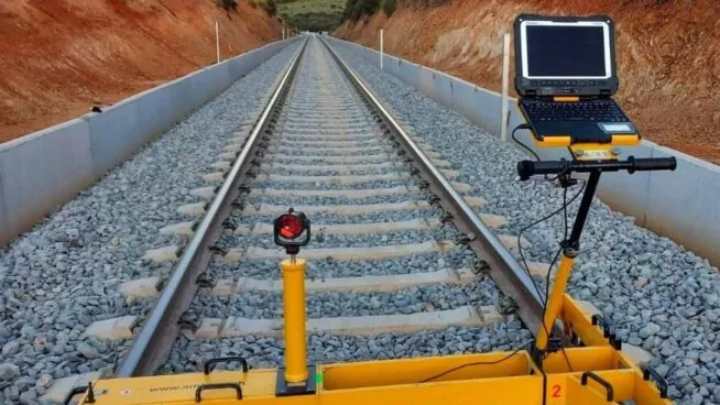 ADIF firmó un préstamo de 350 millones con el BEI para mejorar infraestructuras ferroviarias