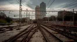 ADIF licita por 96 millones las traviesas para renovar un tramo de la línea Madrid-Barcelona