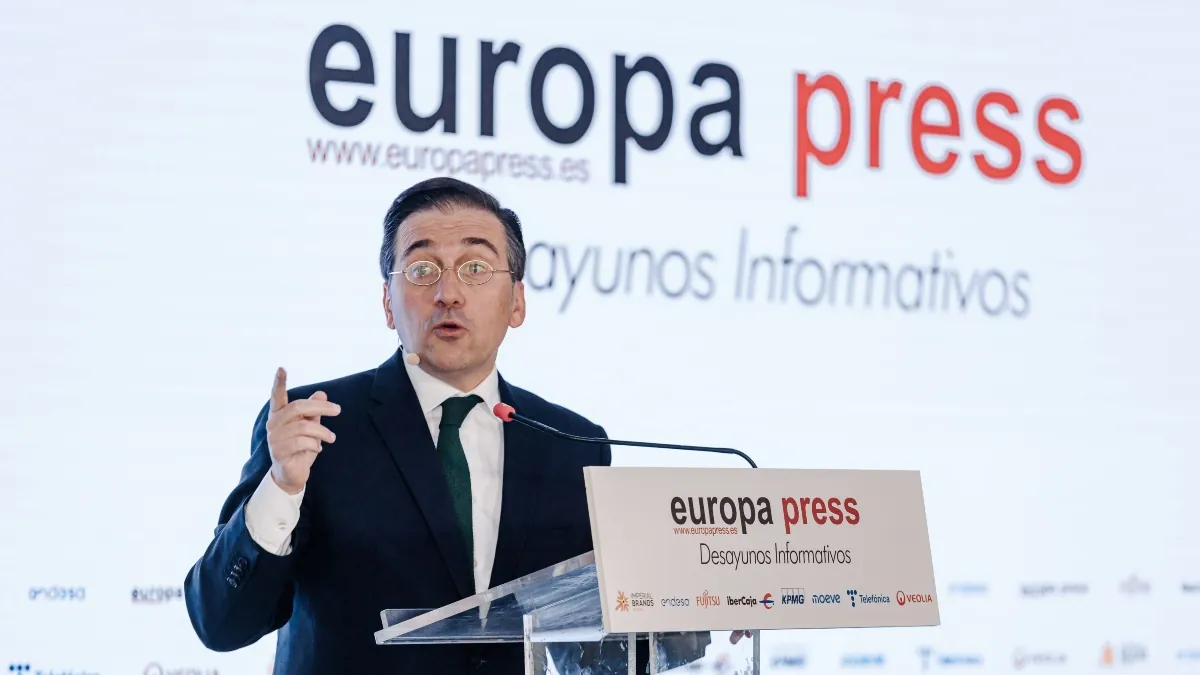 Máxima tensión en Europa Press por la queja de Albares contra una periodista