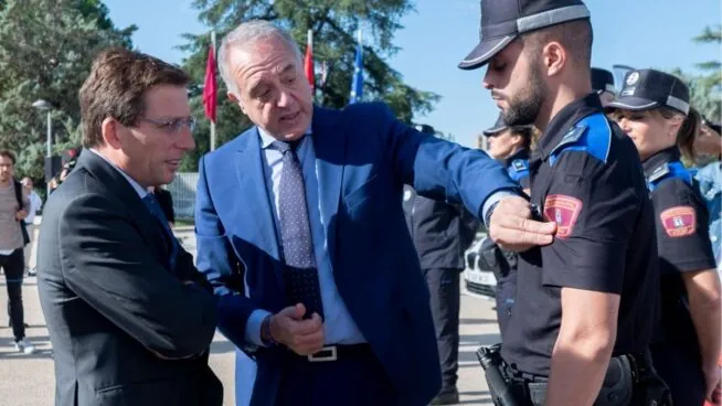 Almeida cesa al director de la Policía Municipal que atropelló a una niña el día del apagón