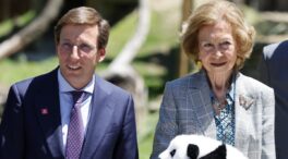 La visita 'secreta' de la reina Sofía y sus hijas a la casa de Almeida, en Chamberí: qué es lo que les une