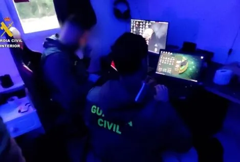 Detenidos los cuatro cabecillas de 'Anonymous Fénix' por ciberataques a instituciones públicas