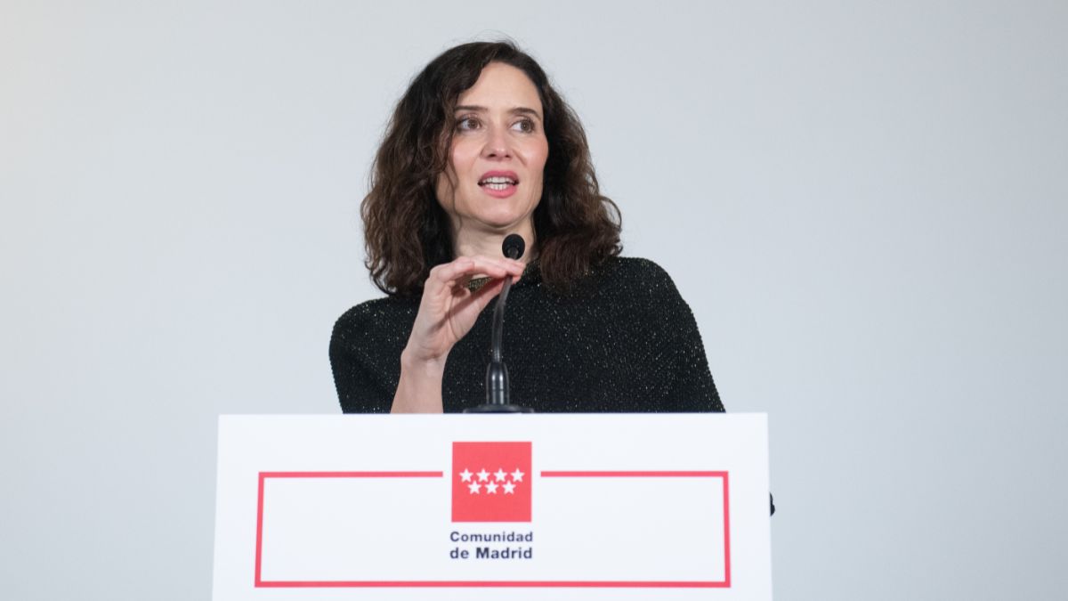 Ayuso pide que Hacienda abra una investigación a Zapatero «como es debido»