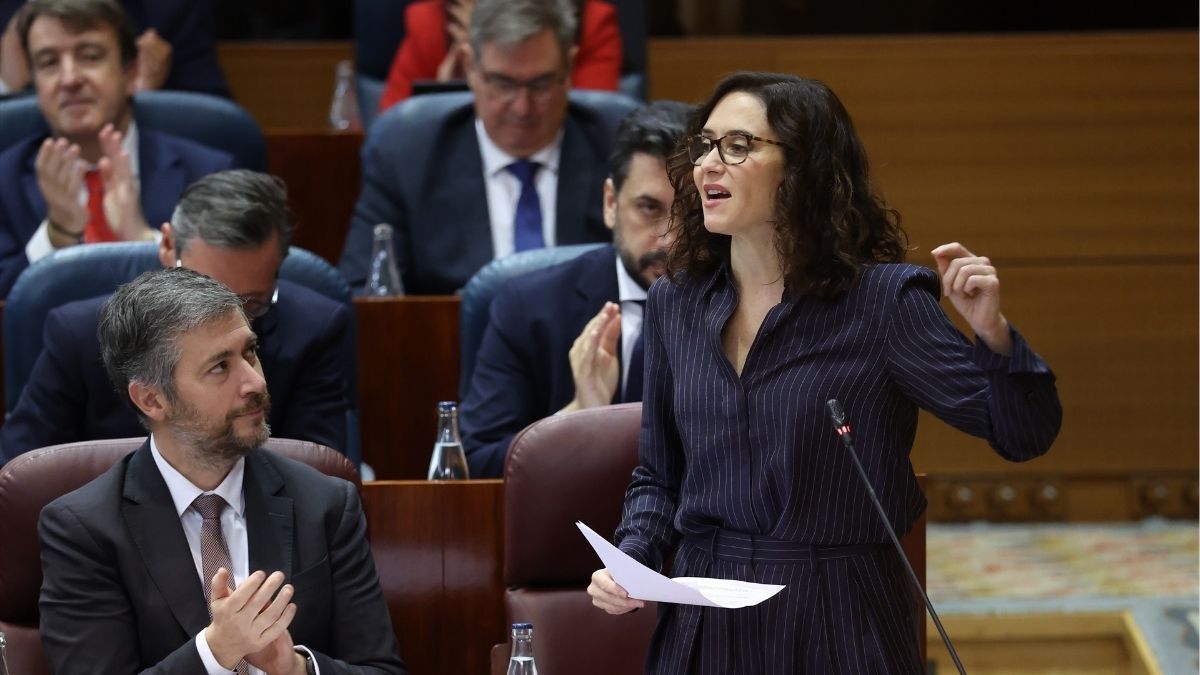 Ayuso acusa a Vox de querer «fabricar una barriada paleta» en la Comunidad de Madrid