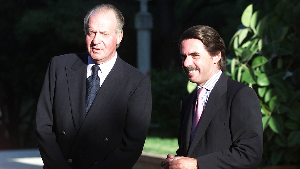 Más allá de su foto juntos: el gran giro de la relación de Aznar con el rey Juan Carlos
