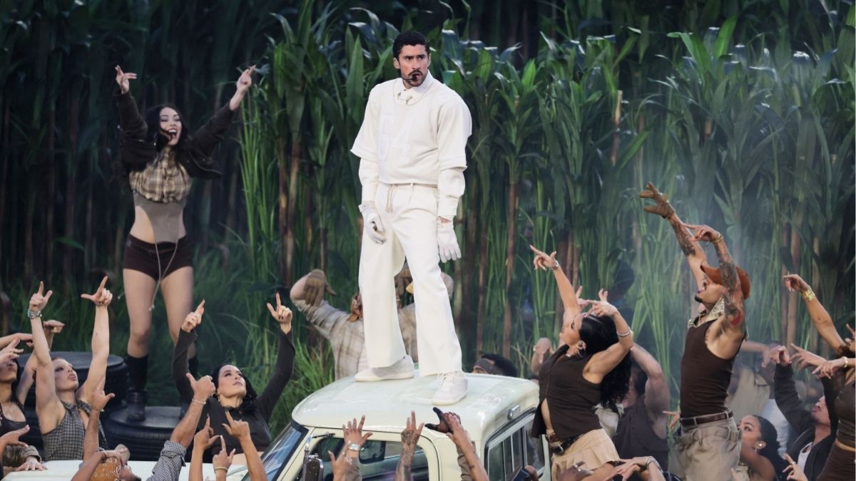 Bad Bunny protagoniza el descanso de la Super Bowl con un mensaje de unidad en las Américas