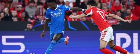 Vinicius brilla con un golazo que enciende el duelo ante el Benfica