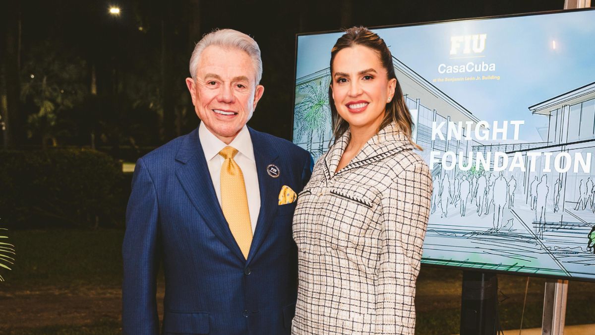 La atípica historia de amor del nuevo embajador de EEUU, Benjamín León, y su mujer Mavi, 43 años menor