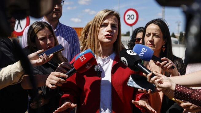 Bernabé lamenta el «chanchullo para colegas» en la adjudicación de vivienda en Alicante