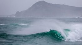 La borrasca 'Nils' pone en aviso a casi toda España, sobre todo por olas y viento