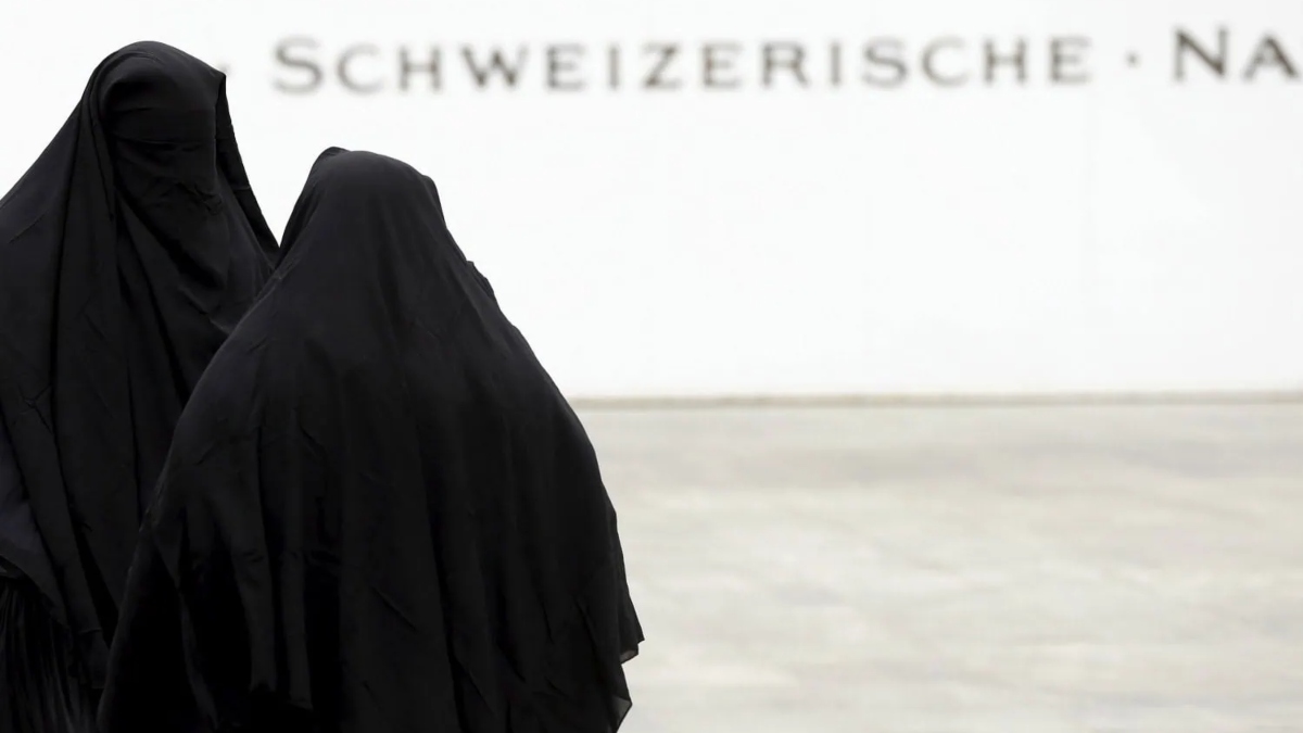 Un diputado del PP en el Parlamento catalán tilda de «neandertal» a la religión islámica