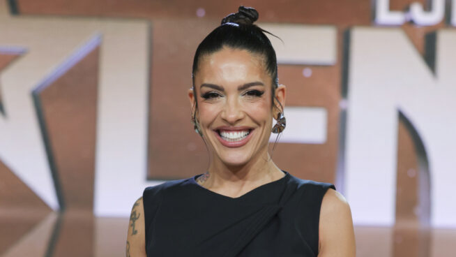 La casa soñada de Lorena Castell en el campo: arquitectura segoviana y con muebles vintage