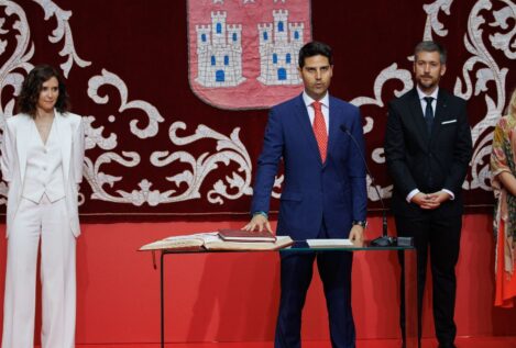 Ayuso destituye por sorpresa al consejero de Educación por el conflicto con las universidades