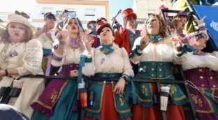 Polémica en el Carnaval de Cádiz por insultos a agrupaciones femeninas