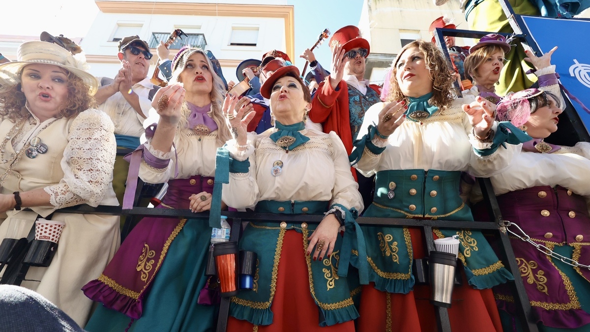 Polémica en el Carnaval de Cádiz por insultos a agrupaciones femeninas