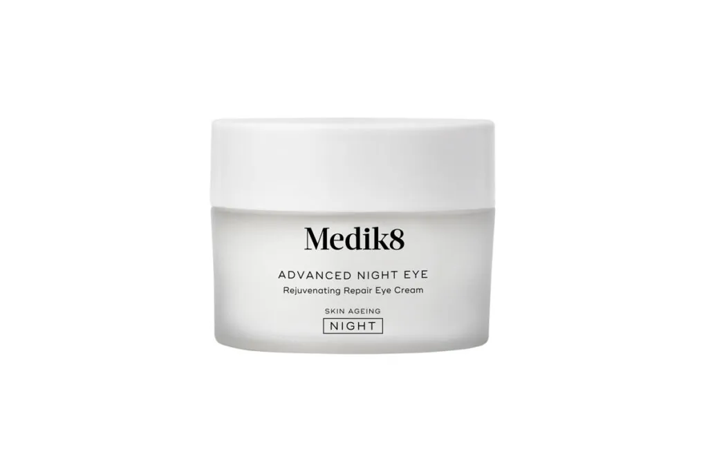 Contorno para uso nocturno de Medik8. (PVP: 55€)