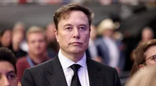 Elon Musk vuelve a cargar contra Sánchez y está a favor de que sea detenido: «Es un traidor»