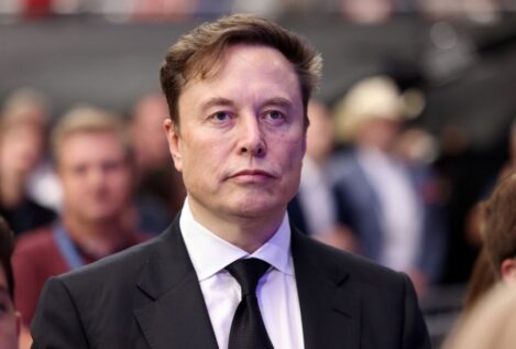 Elon Musk vuelve a cargar contra Sánchez y está a favor de que sea detenido: «Es un traidor»
