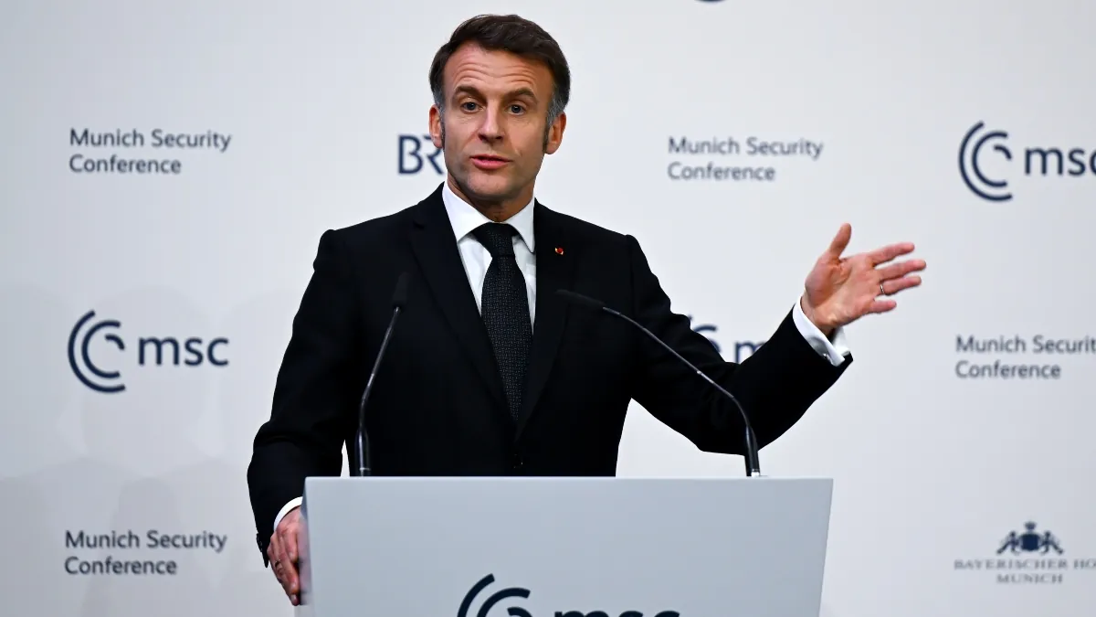 Macron plantea consultas para hacer de Europa una «potencia geopolítica» fuerte