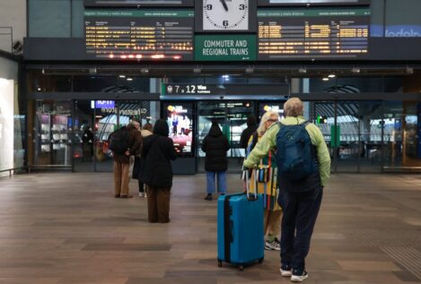 Andalucía advierte de un «golpe muy serio» al turismo por la suspensión del AVE a Madrid