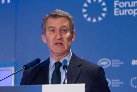 Feijóo dice que el Gobierno «protegió y tapó» al DAO de la Policía denunciado por agresión