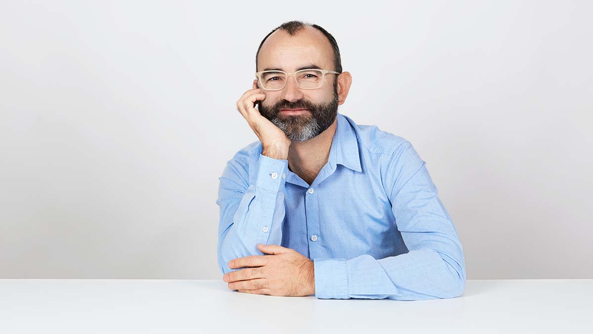 Rafael Santandreu (56), psicólogo, derriba el mito sobre la felicidad vital: «La mejor etapa es cuando uno empieza a pensar bien»