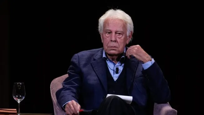 Felipe González insiste en que no votará al PSOE si sigue Sánchez: «No me representa»