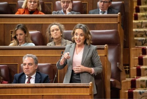 Feijóo toma las riendas de las negociaciones con Vox en Aragón y Extremadura