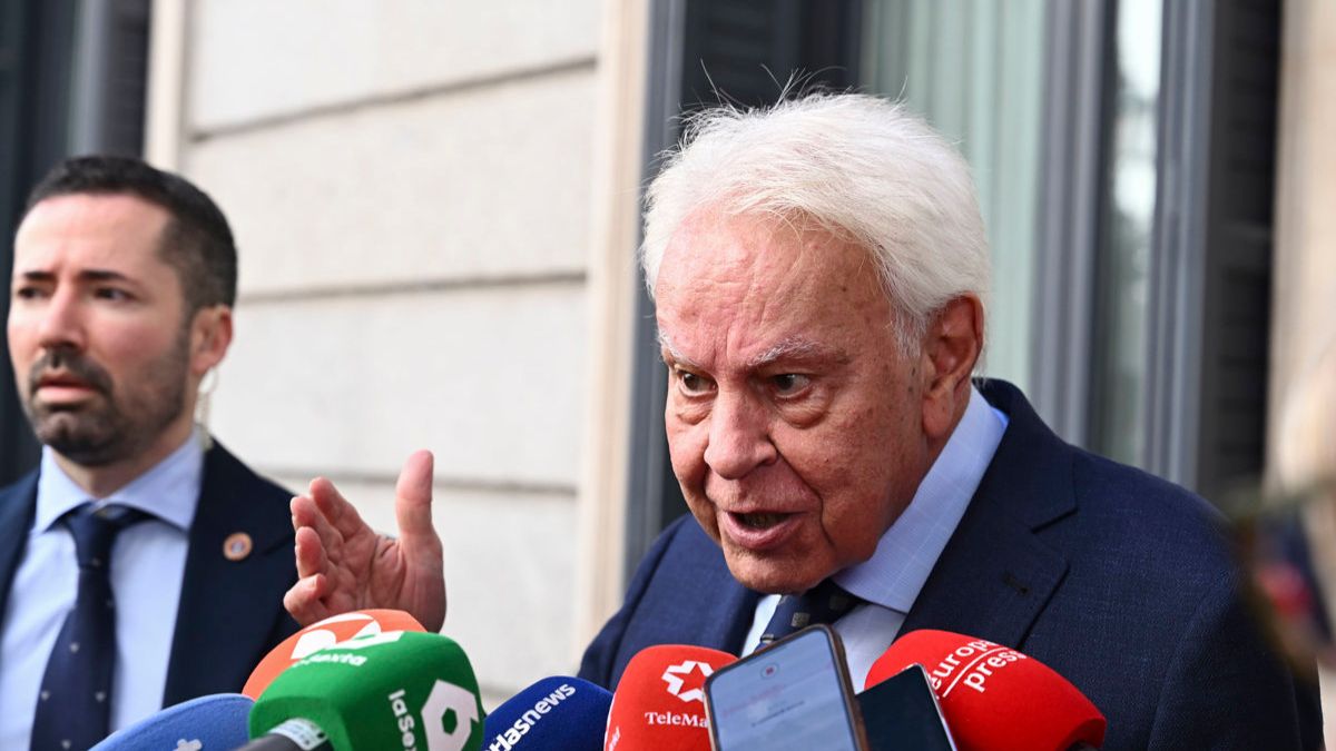 González se declara «amigo» de Cabezón, pero asegura que no conoce su actividad profesional