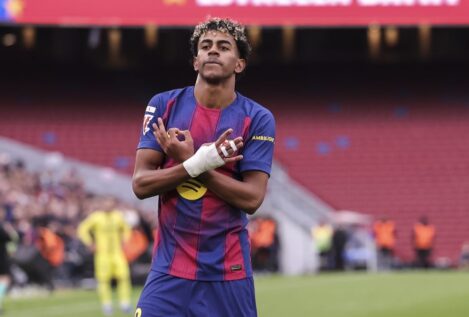 Yamal lidera la goleada al Villarreal y hace soñar al Barça con la remontada en Copa del Rey