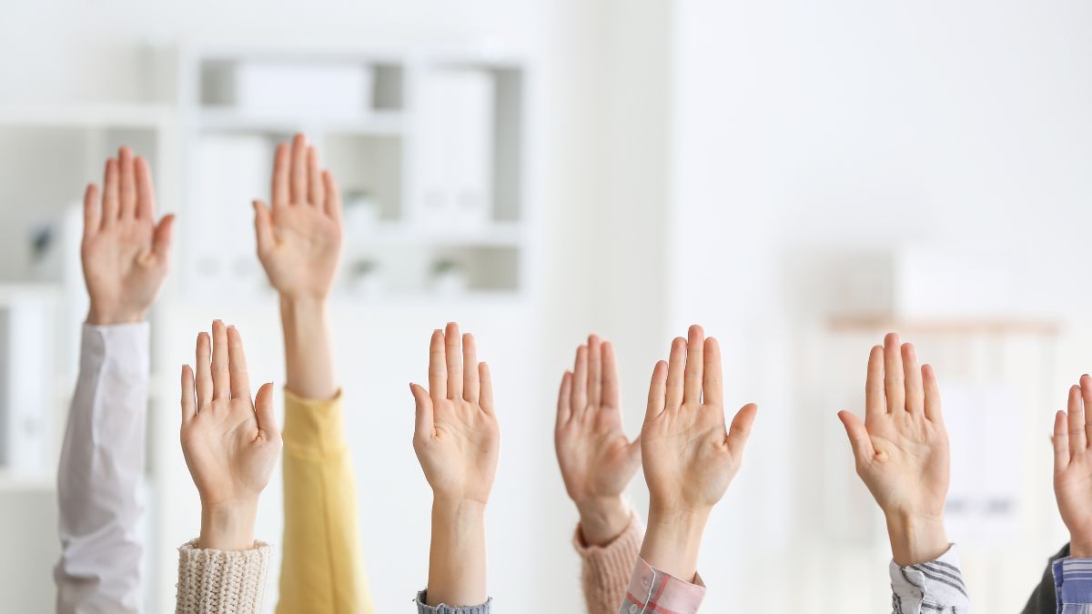 El artículo 15 de la Ley de Propiedad horizontal lo confirma: adiós al derecho a voto en las juntas si no estás al día de pagos