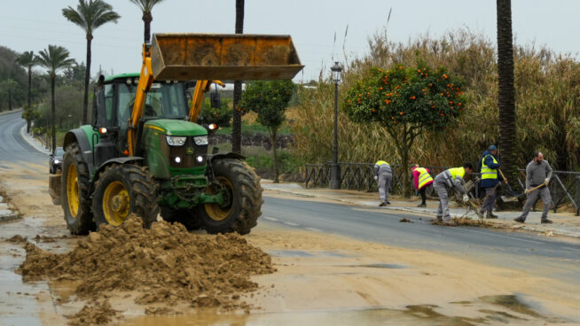 El tren de borrascas deja ya en Andalucía 10.613 emergencias y superan los 11.000 desalojados