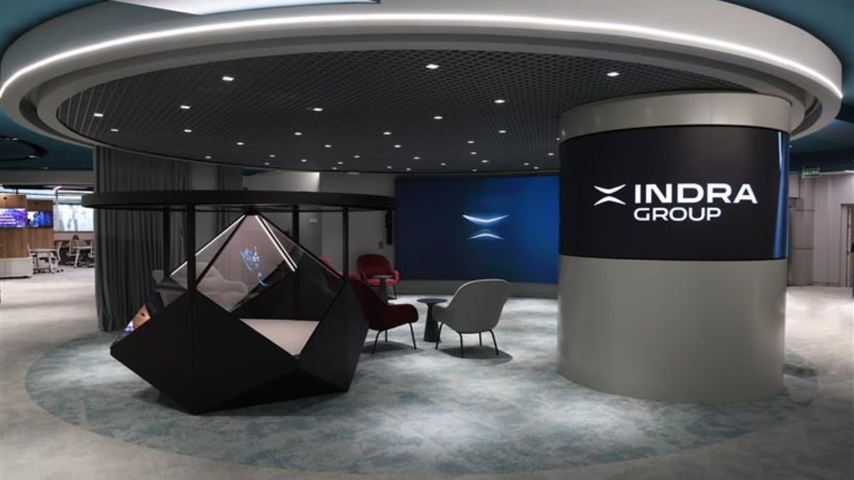 Santander mejora la valoración de Indra y le da un potencial del 10% a la espera de resultados