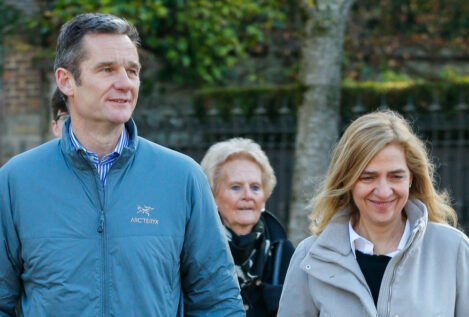 La infanta Cristina no piensa en el libro de Urdangarin: «Está centrada en otras cosas»