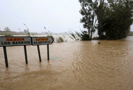 Andalucía mantiene 3.000 desalojados y vigila cauces crecidos mientras siguen las lluvias