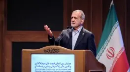 El presidente de Irán insiste en que «no buscan armas nucleares» tras las reuniones en Suiza